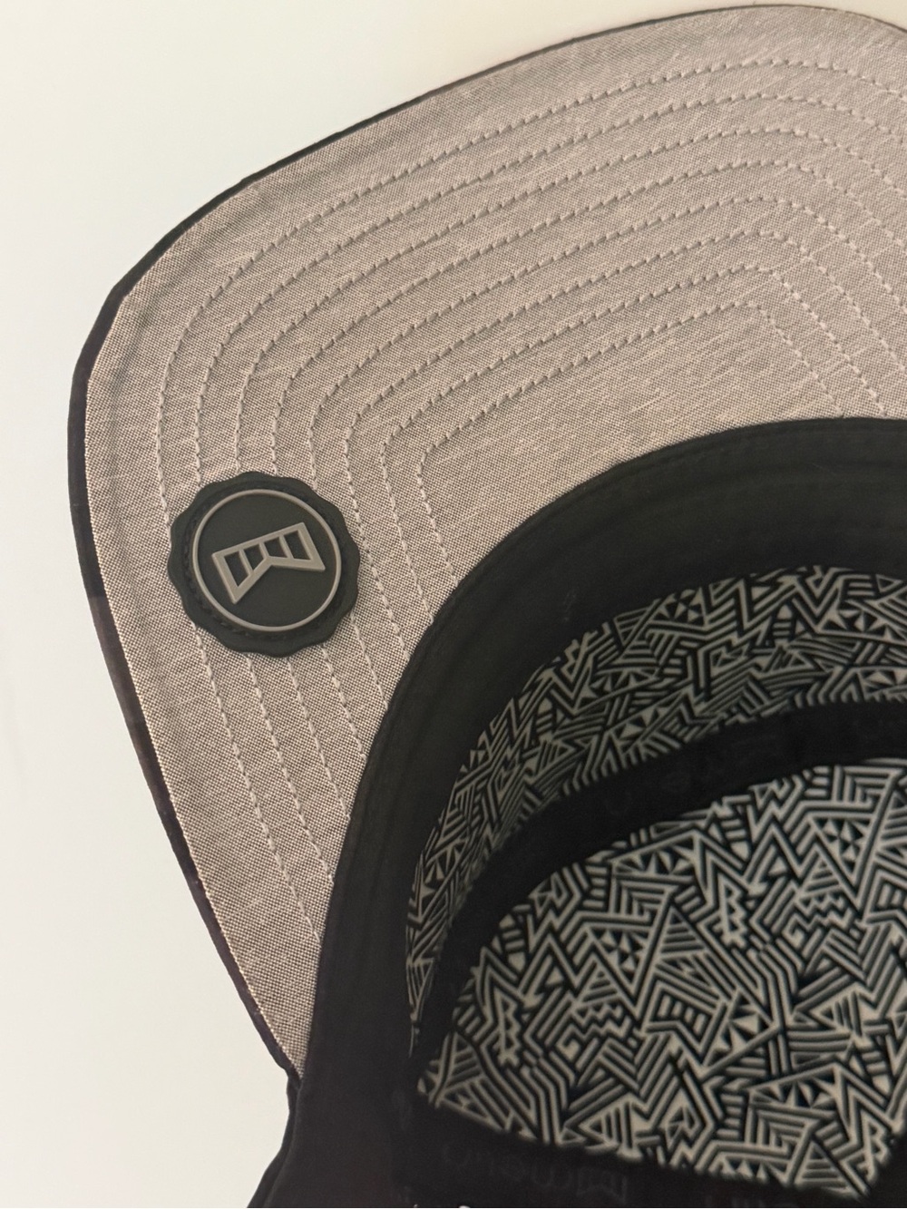Melin Men's Camouflage Trucker Trenches Hat - Dark Gray/Black Camo LIKE NEW! - Picture 5 of 7